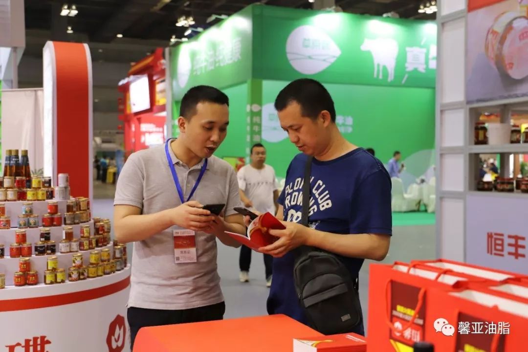 馨田惊艳亮相中国重庆餐饮连锁加盟/食材博览会（2019），受到各界领导莅临参观(图9)