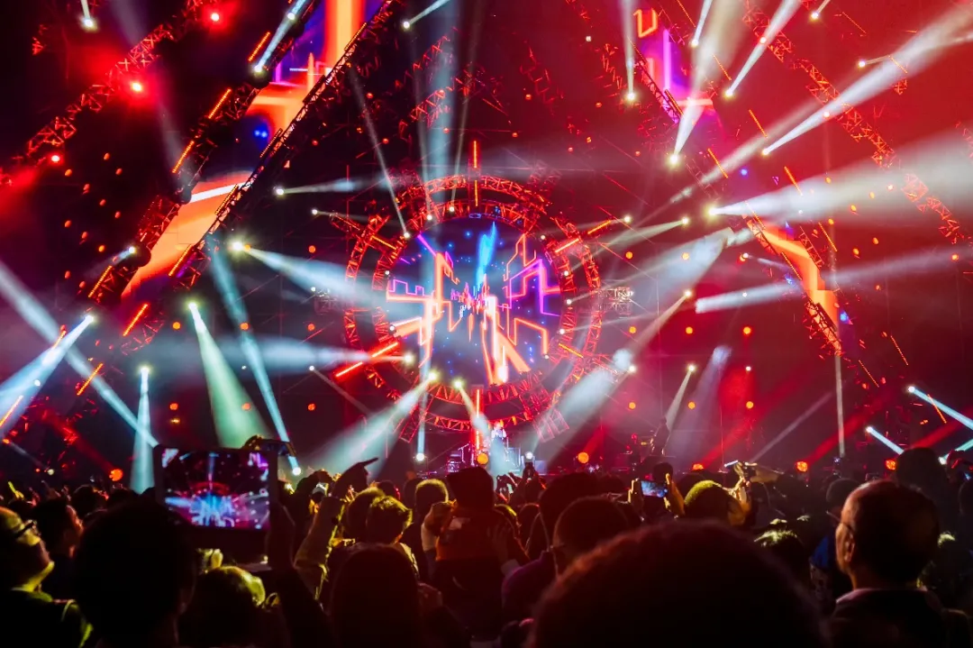 明星副业60%选餐饮,为什么偏爱开火锅店?(图4)