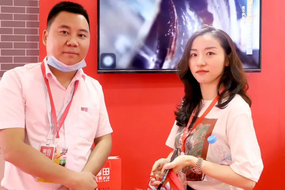 2020(南京)火锅食材展:馨田芳香四溢的火锅油碟引千人围观(图10)